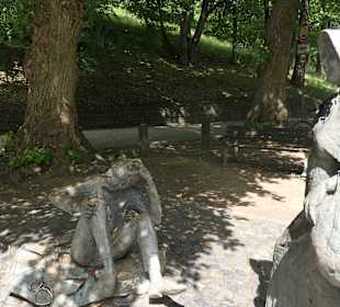 Figurengruppe „Teufel und Marktfrau“ am Lousberg