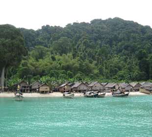 Kleines Fischerdorf bei den Surin-Islands - Thai