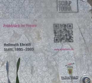 Sculptoura Frühstück im Freien