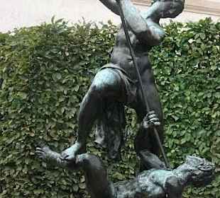 Sochy ve Valdštejnské zahredě