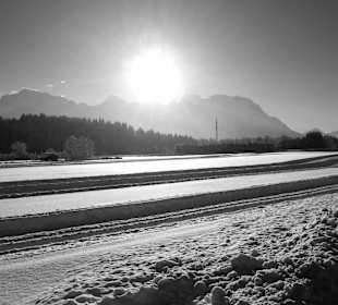 Loipe vor dem Ferienhotel Barmsee
