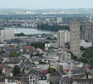 Ausblick vom Osman30 im 30.Stockwerk von Köln-Turm
