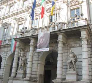 Piazza Palazzo di Citta