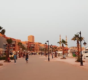 Hurghada Marina Boulevard