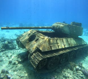 Ein der vielen Wracks im Roten Meer 