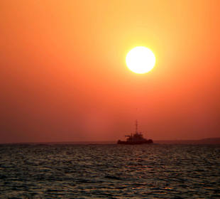 Sonnenaufgang - an der Marina aufgenommen