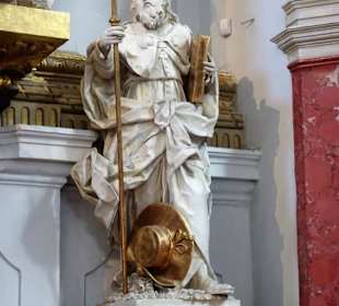 Figuren an den Nebenaltären
