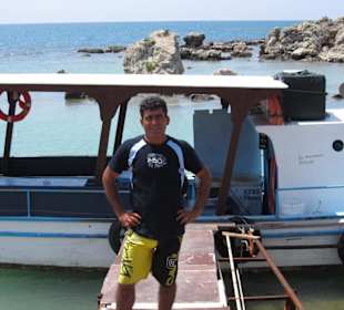 Das ist der Chef Yalcin vom Aydin Boot