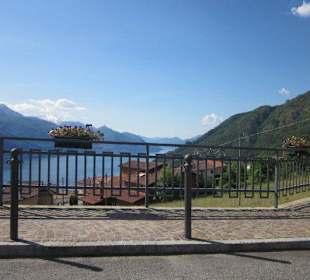 Blick von Stazzona zum See