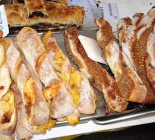 Beim Bäcker auf dem Grünmarkt