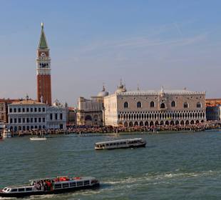 Blick vom Wasser aus