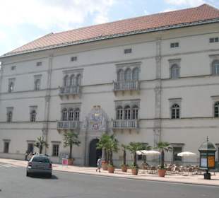 Aussenansicht von Schloss Porcia