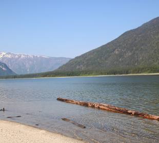 Treibholz schwimmt flußabwärts!