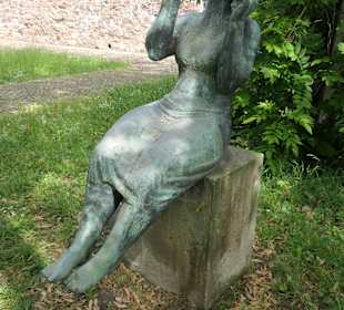 Das Sitzende Mädchen von 1958