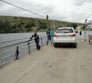 Handbetriebene Fähre