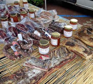 Eindrücke vom Wochenmarkt Nuoro