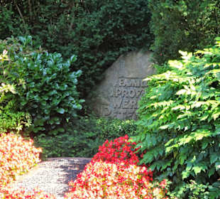 Nischengrab auf dem Friedhof Friedenshügel