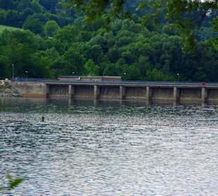 Der Stausee und seine Umgebung