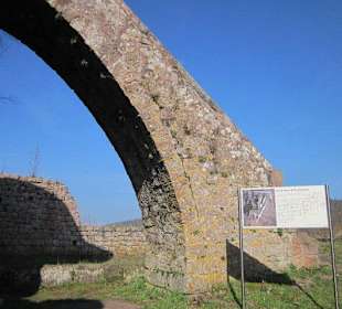 Burgruine Neuscharfeneck