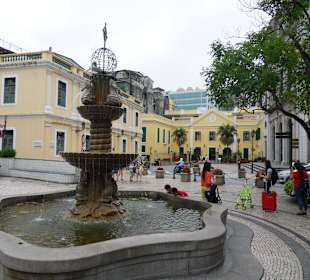 Senado Square