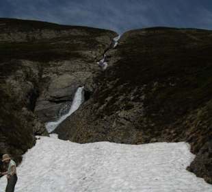 Restliche Schneeflächen im Juni 2006