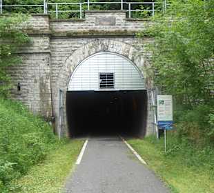 Obere Einfahrt ins Tunnel