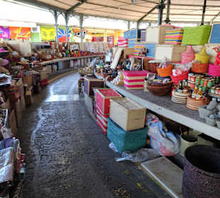 Rundgang über den bunten Marché Couvert