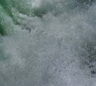 Wenn sich das Wasser überschlägt