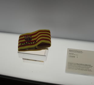 Kapitänsschleife im Museum