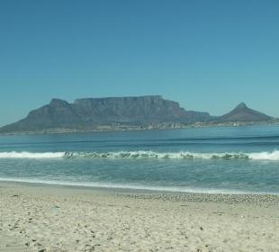 Tafelberg vom Bloobergstrand aus