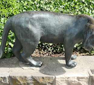 Unterwegs im Skulpturenpark von Magdeburg