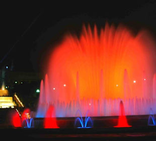 nächtliche Wassershow
