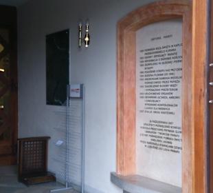 Wejście do kościoła