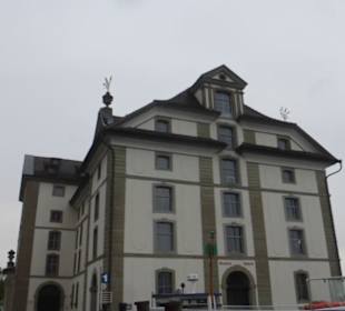 Das imposante barocke Kornhaus am Hafen