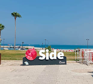 Strandpromenade Side