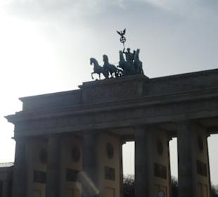 Blick vom Pariser Platz zum Brandenburger Tor