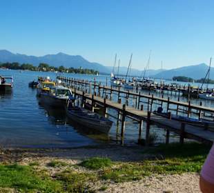 Bootsanleger am Ufer