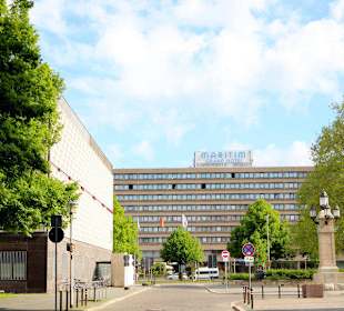 Kestner Museum und Maritim Hotel