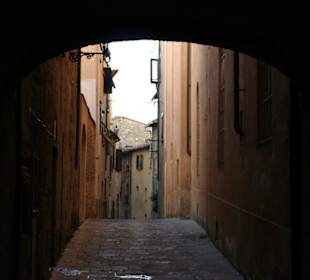 In den Sraßen von Volterra