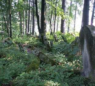 Stare, zabytkowe macewy