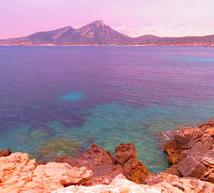 Blick auf Dracheninsel (wie Drachenkopf aussehend)