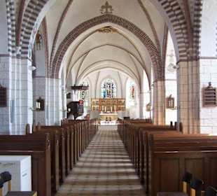 Inneres d. ev Kirche von Burg