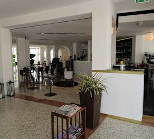 Bar-Bereich des Restaurant Spiaggia degli Olivi