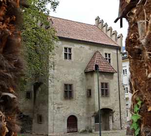 Burg von außen