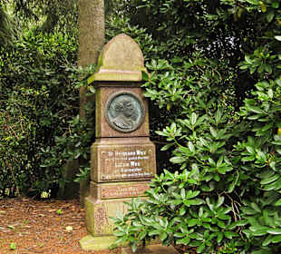 Кладбище Ольсдорф, Гамбург, 16 сентября 2013 года