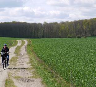 Radweg unbefesttiger Natur(LIber B199)nehmen