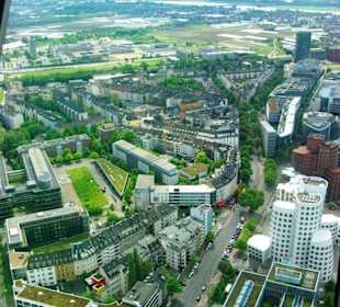 Vom Rheinturm runter verschiedene Fenster