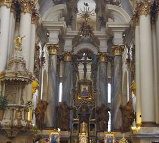 Интерьеры храмов Старого Львова