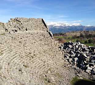 Ausflug in eine antike Stadt in 1200 Meter Höhe