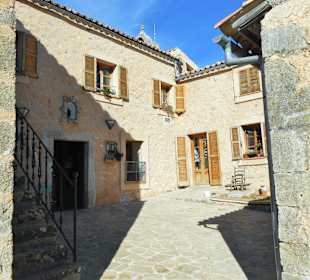 Gebäude auf dem Gipfel